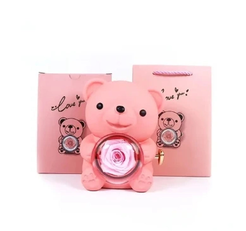 Rose Hugging Bear 